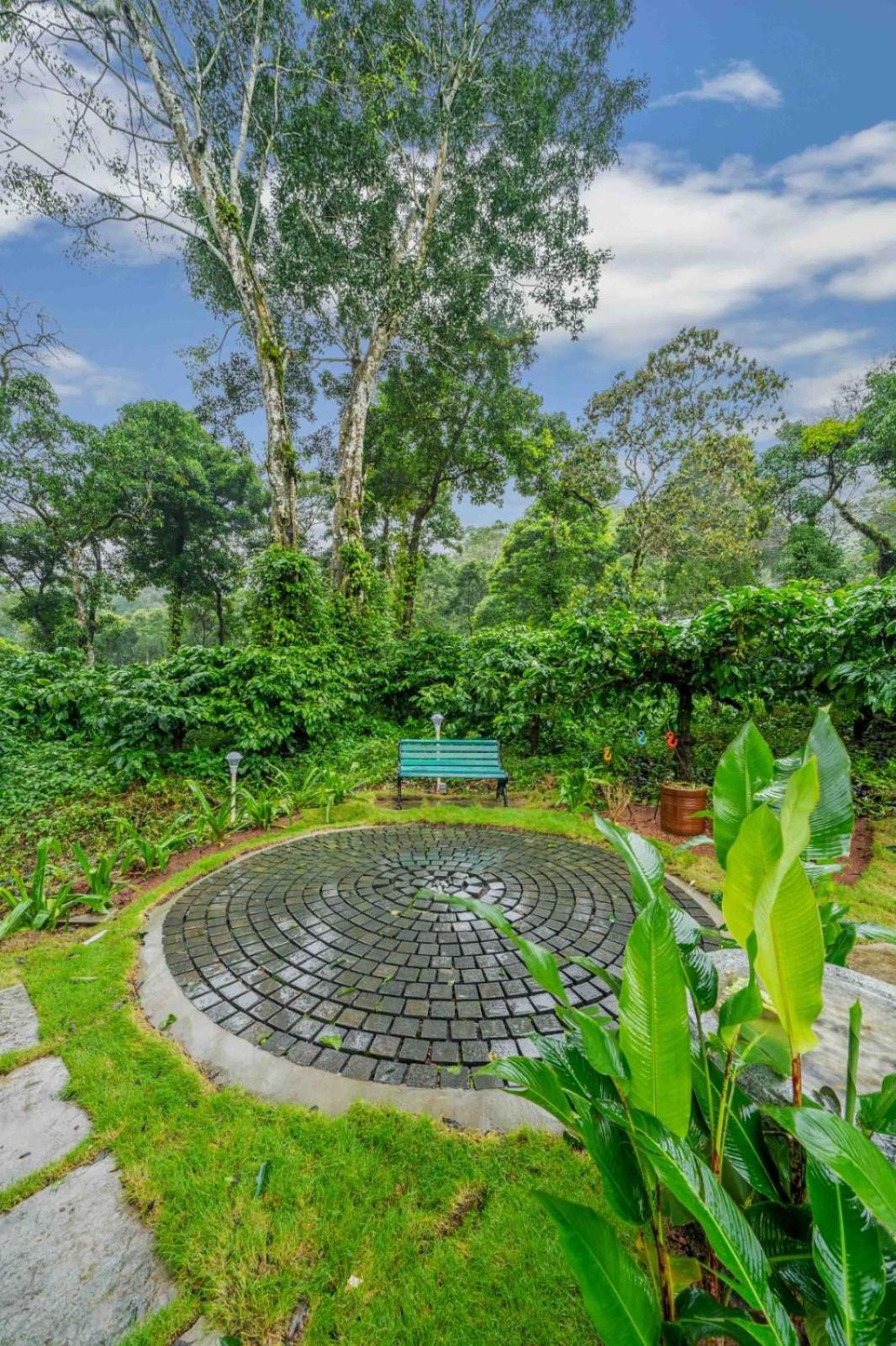 Magnolia Estates & Resorts Virajpet Exterior foto