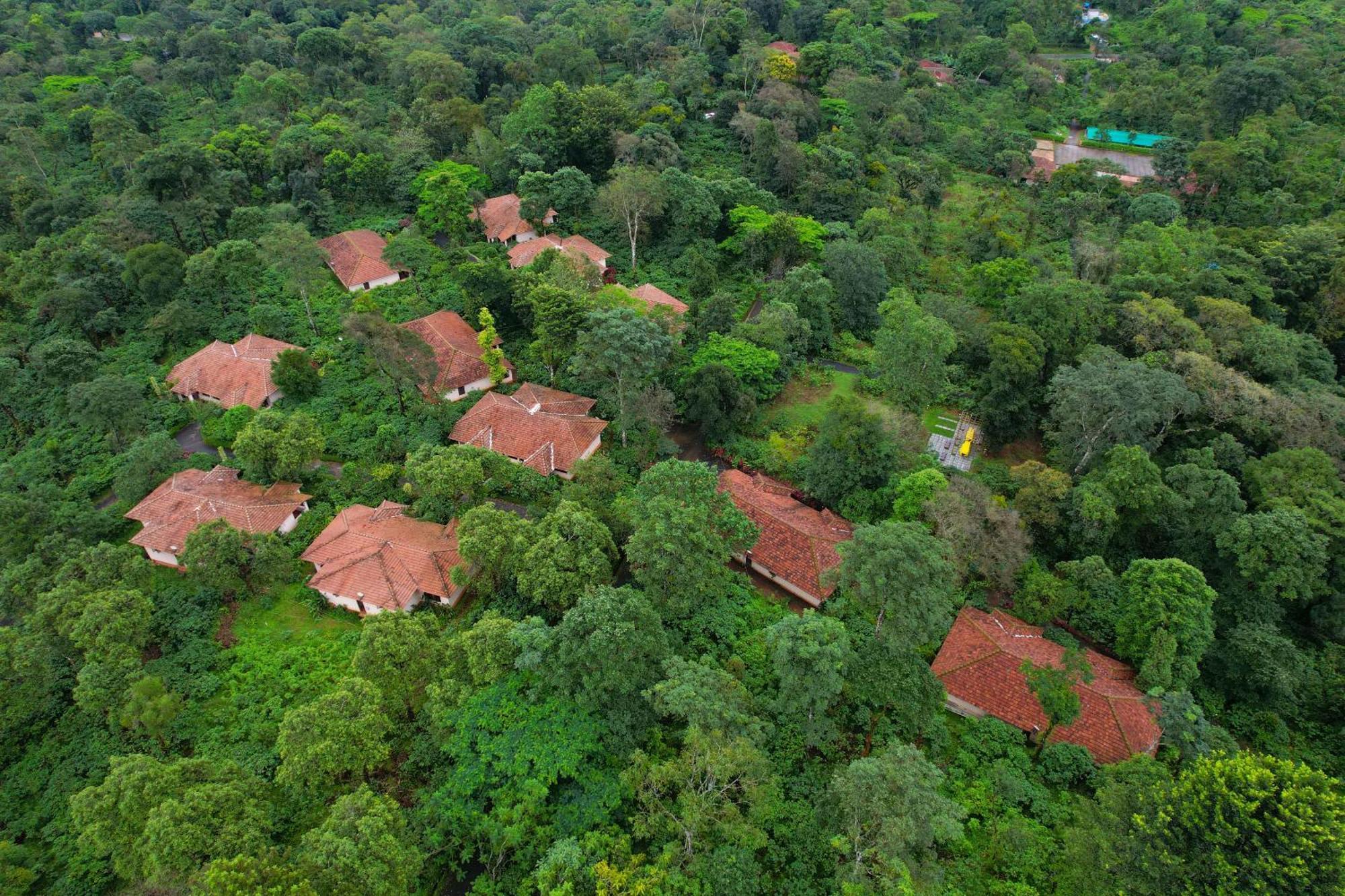 Magnolia Estates & Resorts Virajpet Exterior foto
